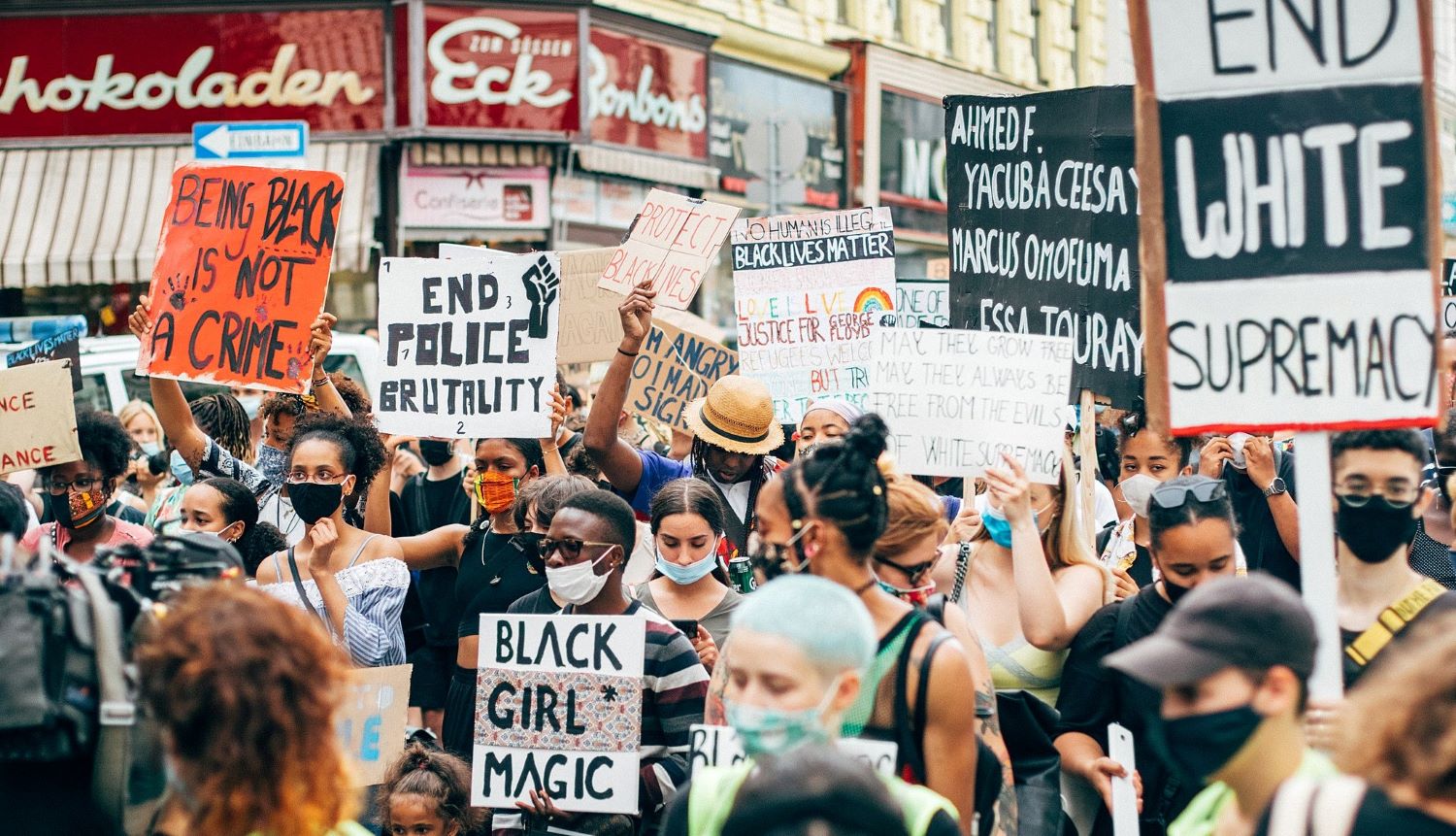 Crowd of people at a Black Lives Matter protest in 2020.