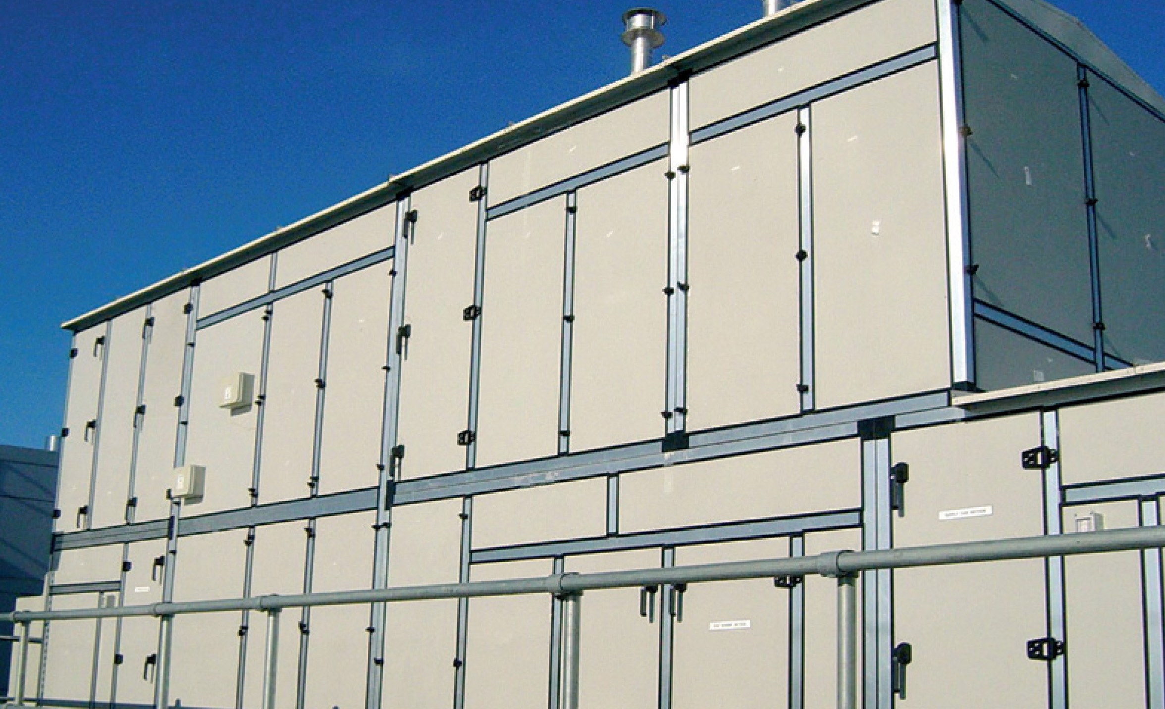 Durable and Versatile: 25mm & 45mm Galvanized Insulated Panels for Demanding Applications