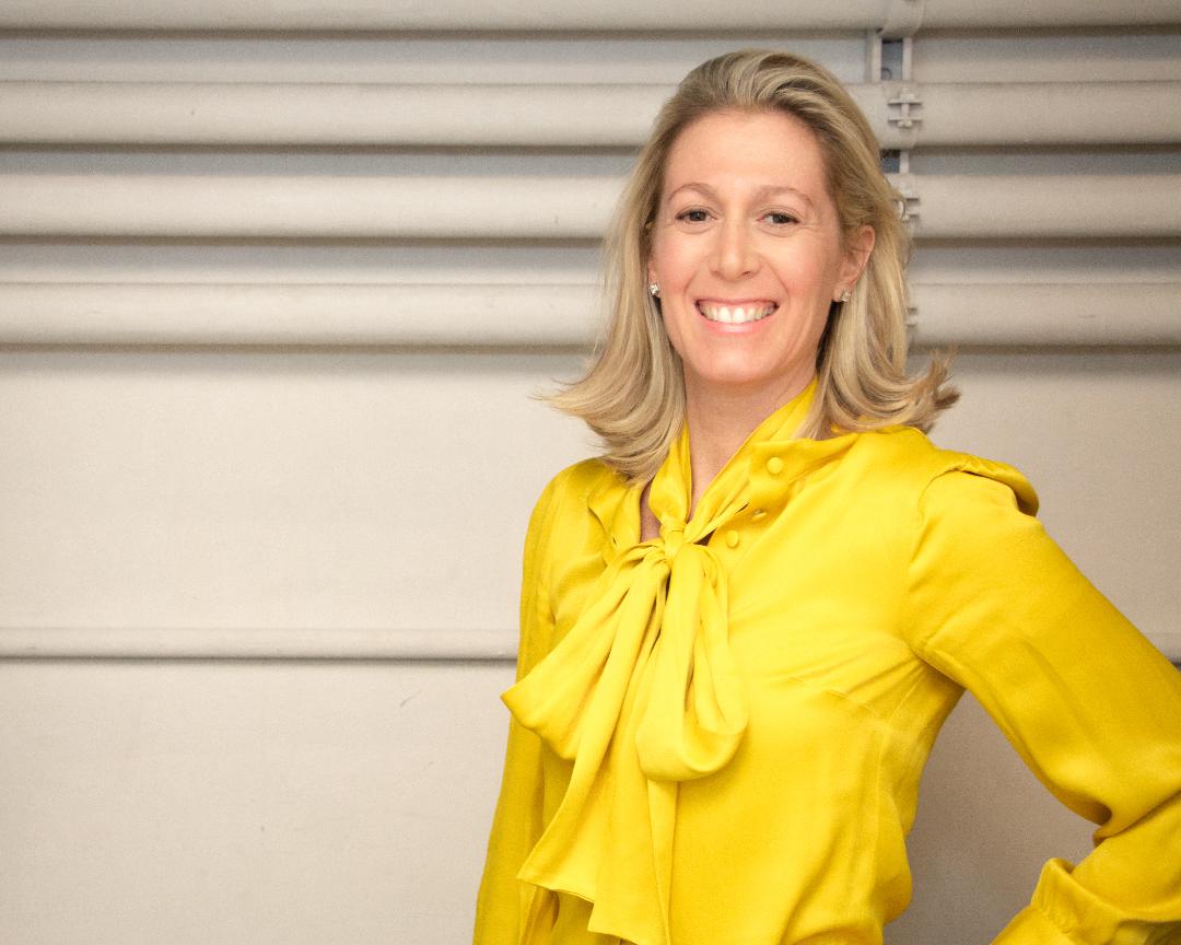 headshot-yellow blouse