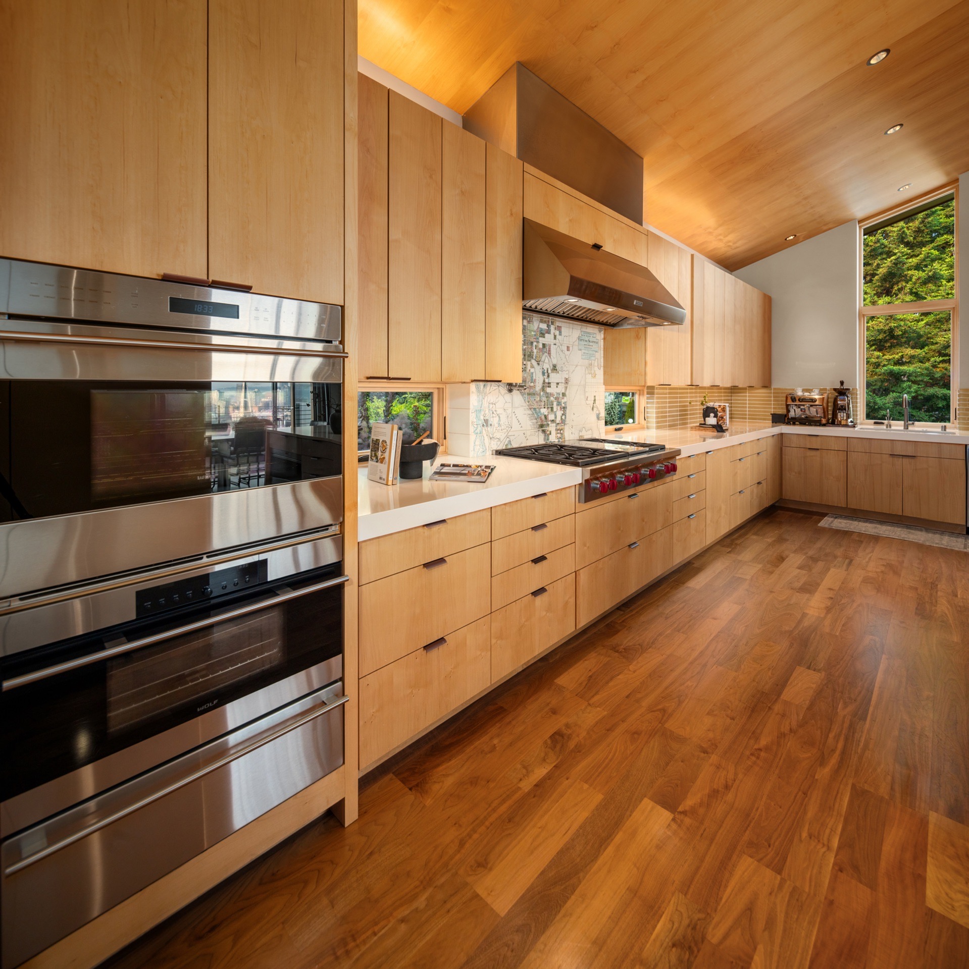 1215_WarrenAve_N-16