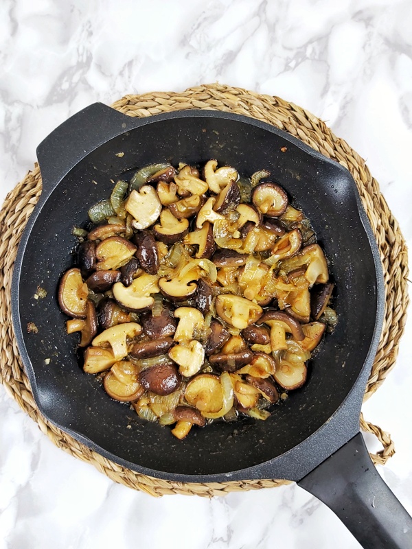 These Garlic Butter Mushrooms with onions are the PERFECT versatile keto side dish for steak, burgers, chicken or pork! They're ready in just 20 minutes!!