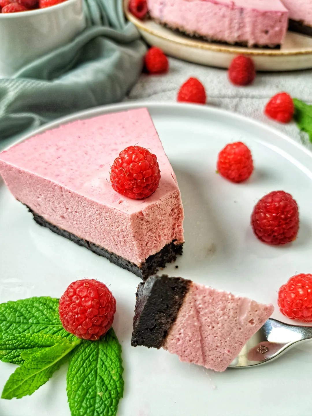 No oven, no stress — just easy, crowd-pleasing no-bake desserts perfect for hot summer days.