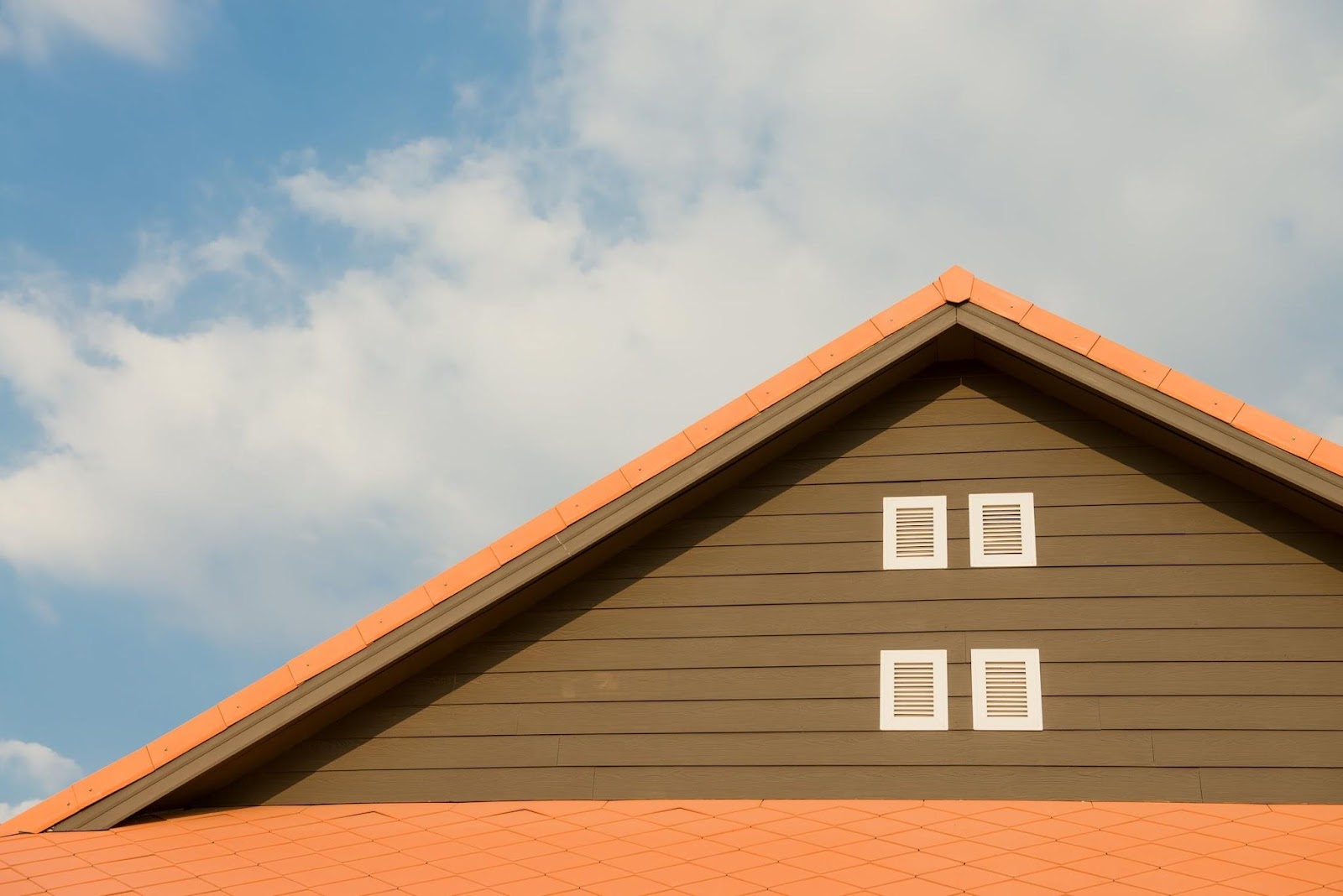 Why It’s Time to Focus On Your Home’s Roof and How to Look For Issues