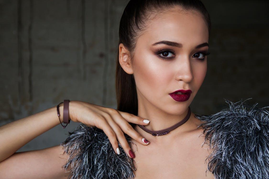 Mindful Makeup: Enhancing Your Beauty without Harming Your Skin
