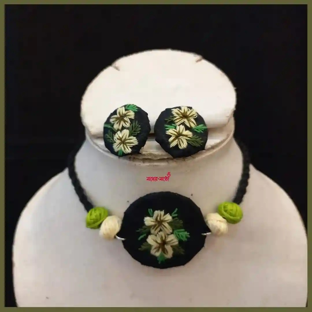 Beautiful Embroidered Choker Set