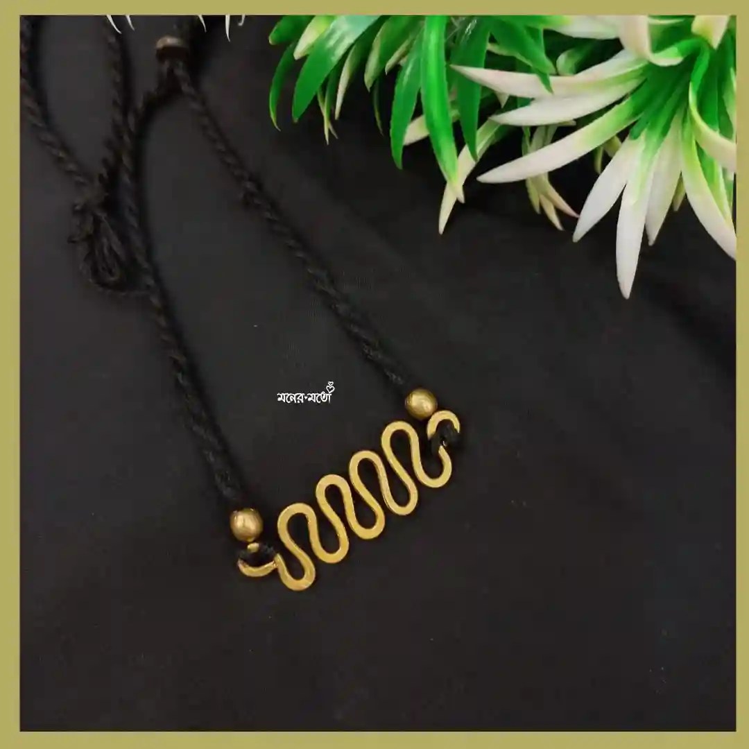 Rectangular Grid Dokra Choker