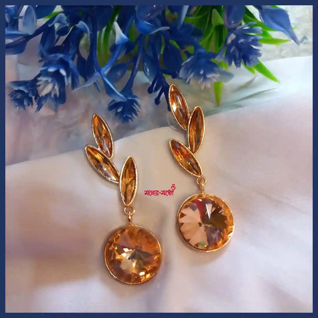 Western Brass Stone Leaf Earrings Black