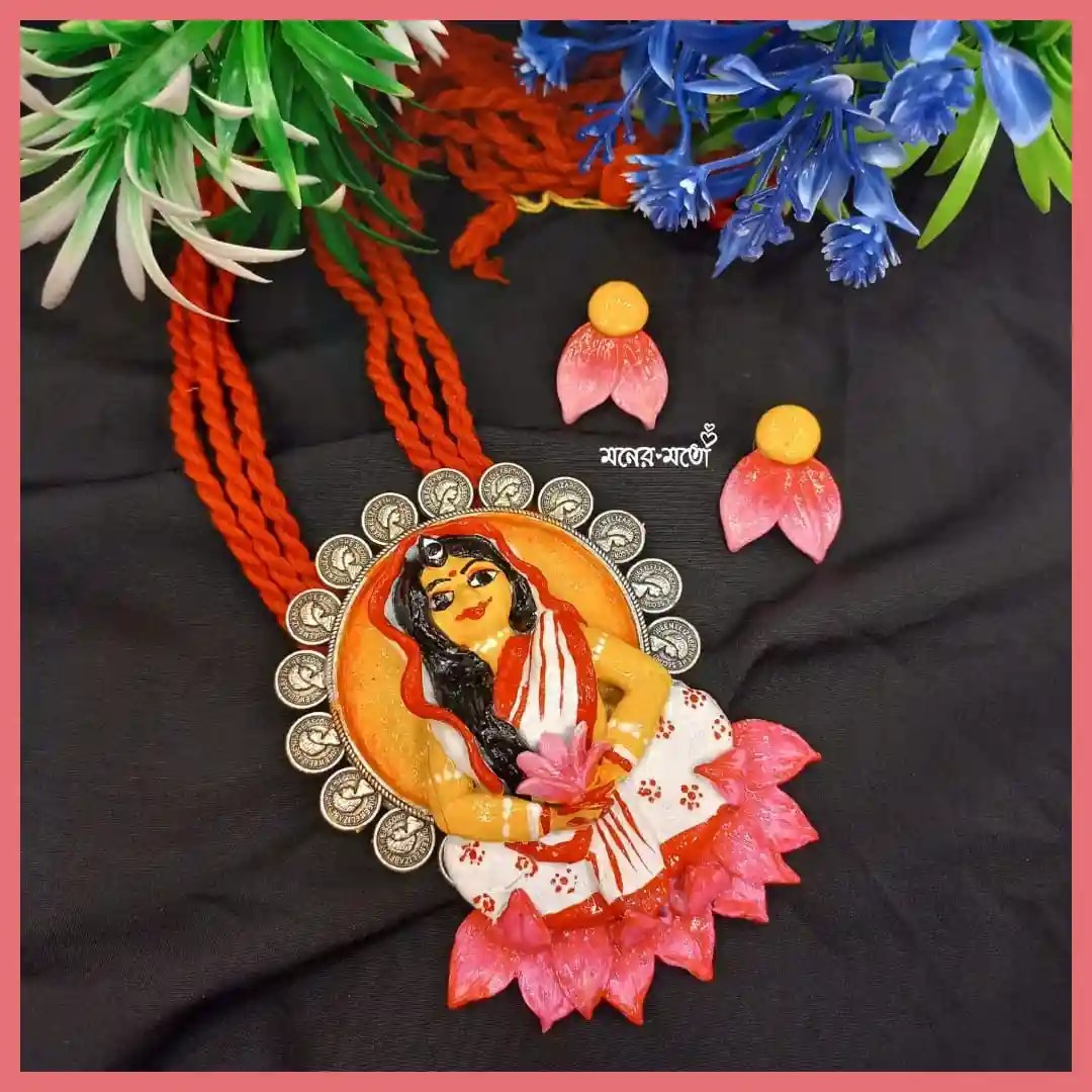 Clay Devi Idol Necklace Set