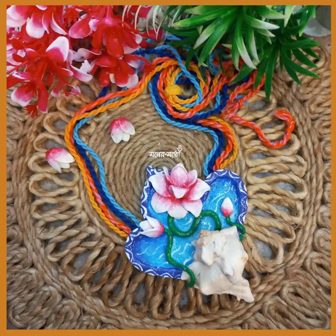 Clay Lotus Conch Necklace Set