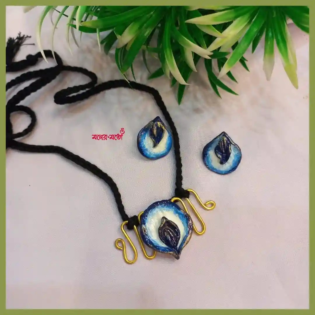 Dokra Clay Fusion Aparajita Choker Set