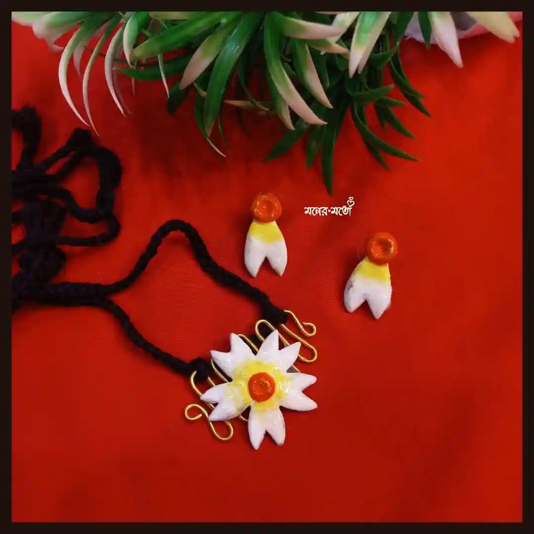 Dokra Clay Fusion Shiuli Choker Set