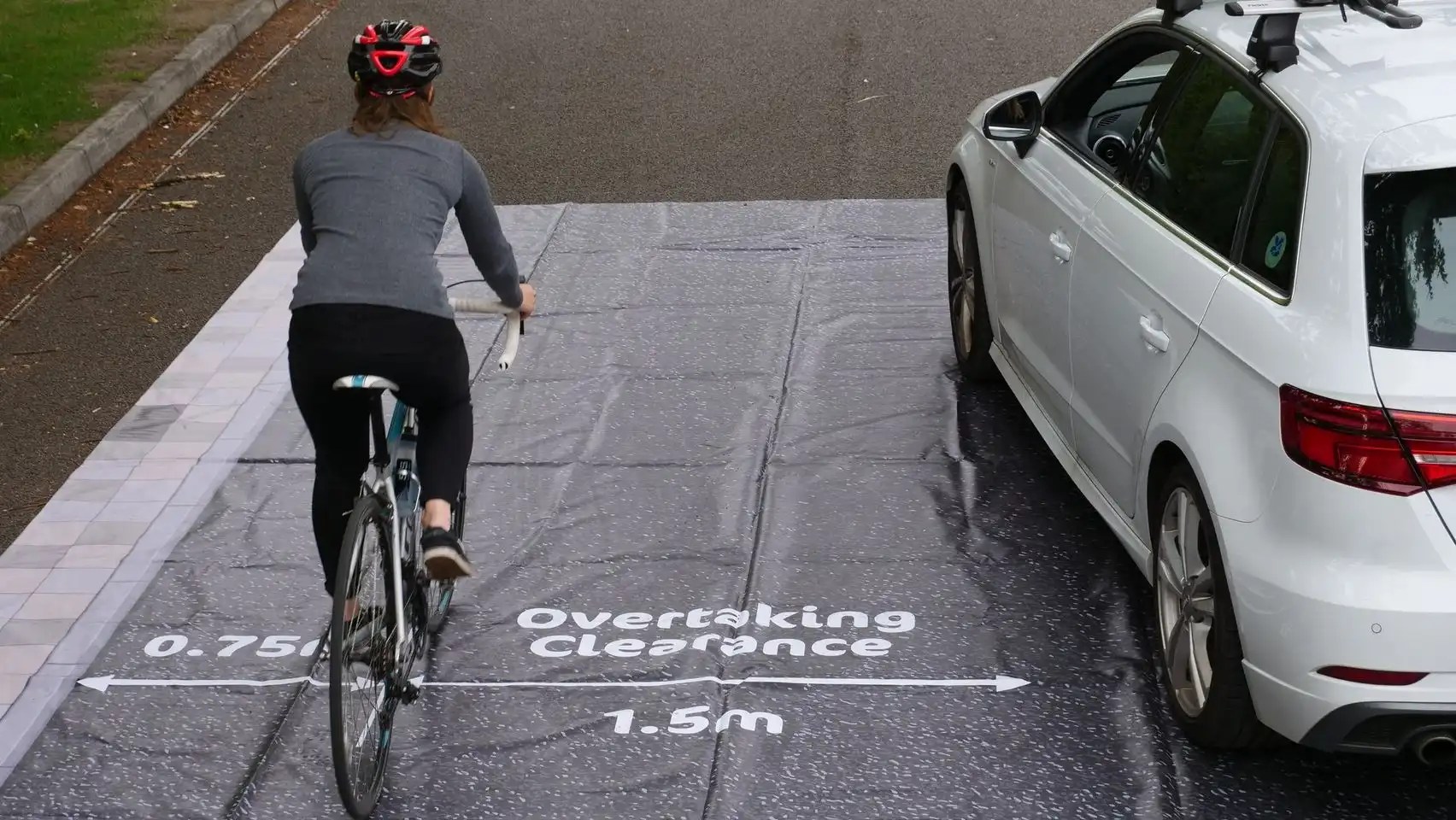 Is your road 10m wide? Paolo Redaelli