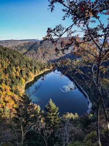 vue sur le lac des corbeaux