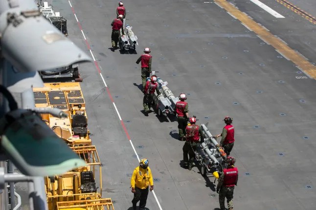 US Ground Invasion of Iran Plans Raise Strategic Questions as Troop Movements Intensify