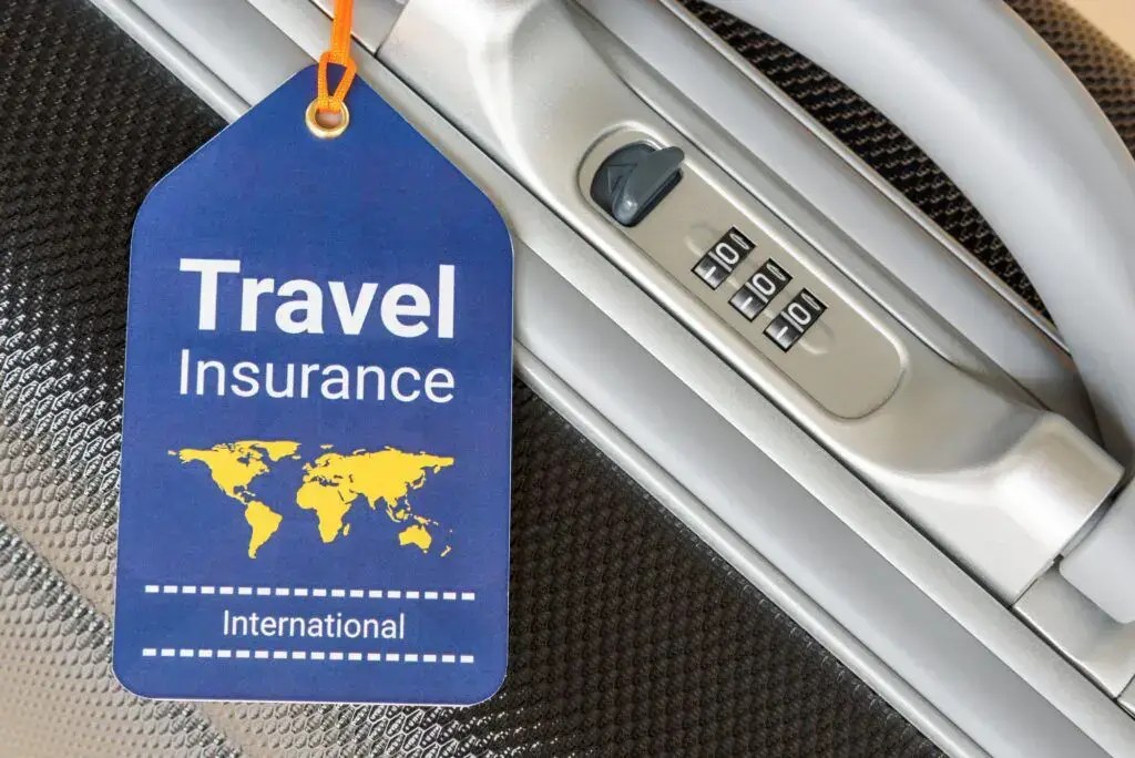 Travel Insurance: What Solo Travellers Should Look For Before Booking a Trip
