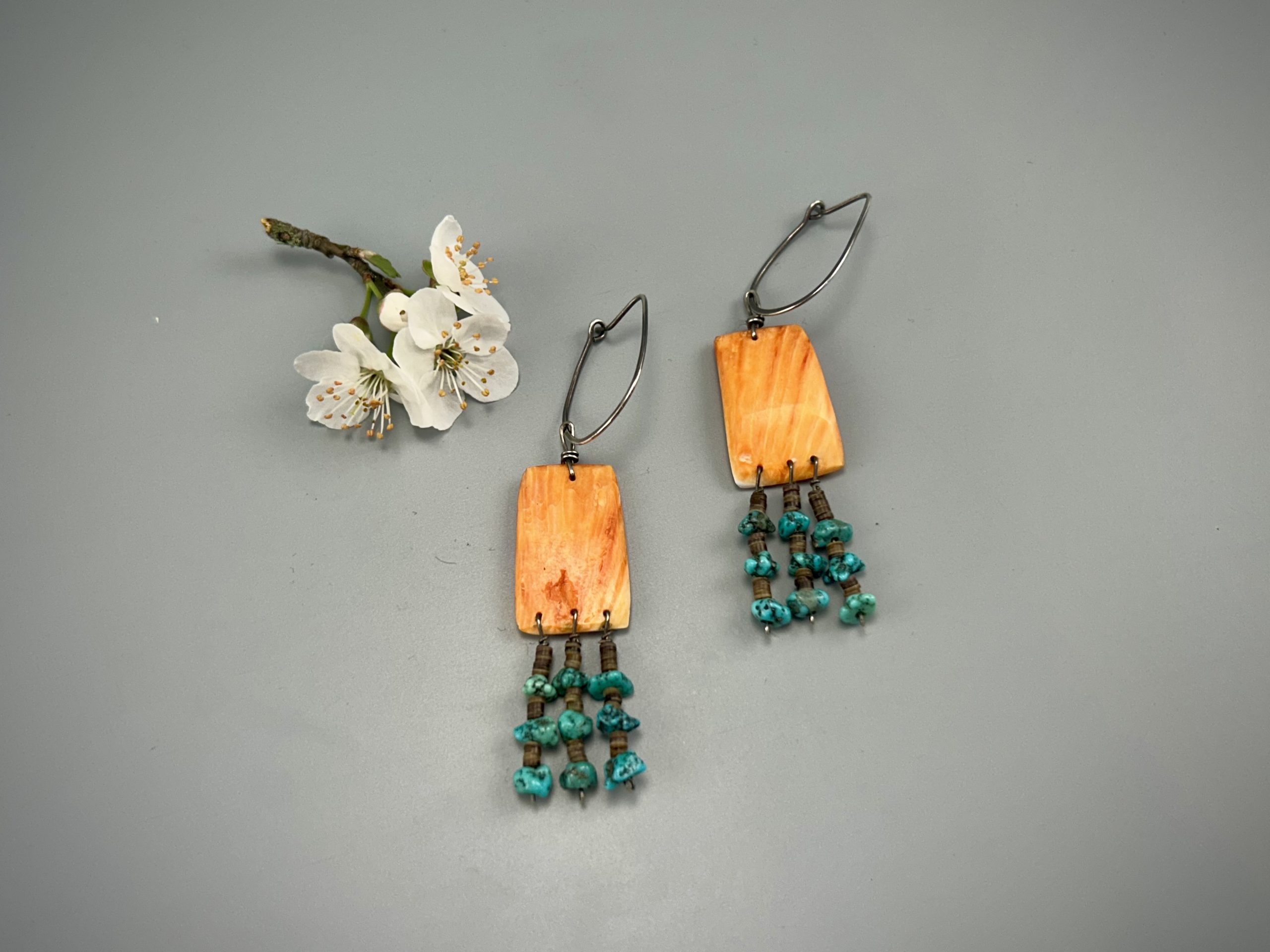 Vintage Pueblo Orange Spiny Oyster and Turquoise Earrings