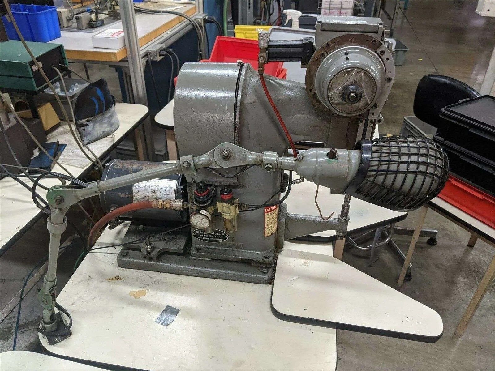 National Rivet Model B Single Head Riveter Machine Moose #R5 - Image 4