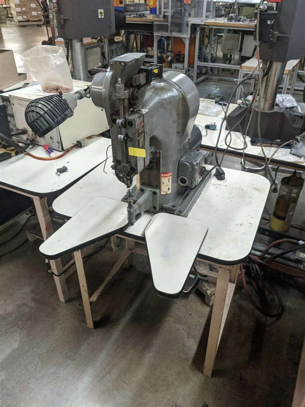 National Rivet Model B Single Head Riveter Machine Moose #R5