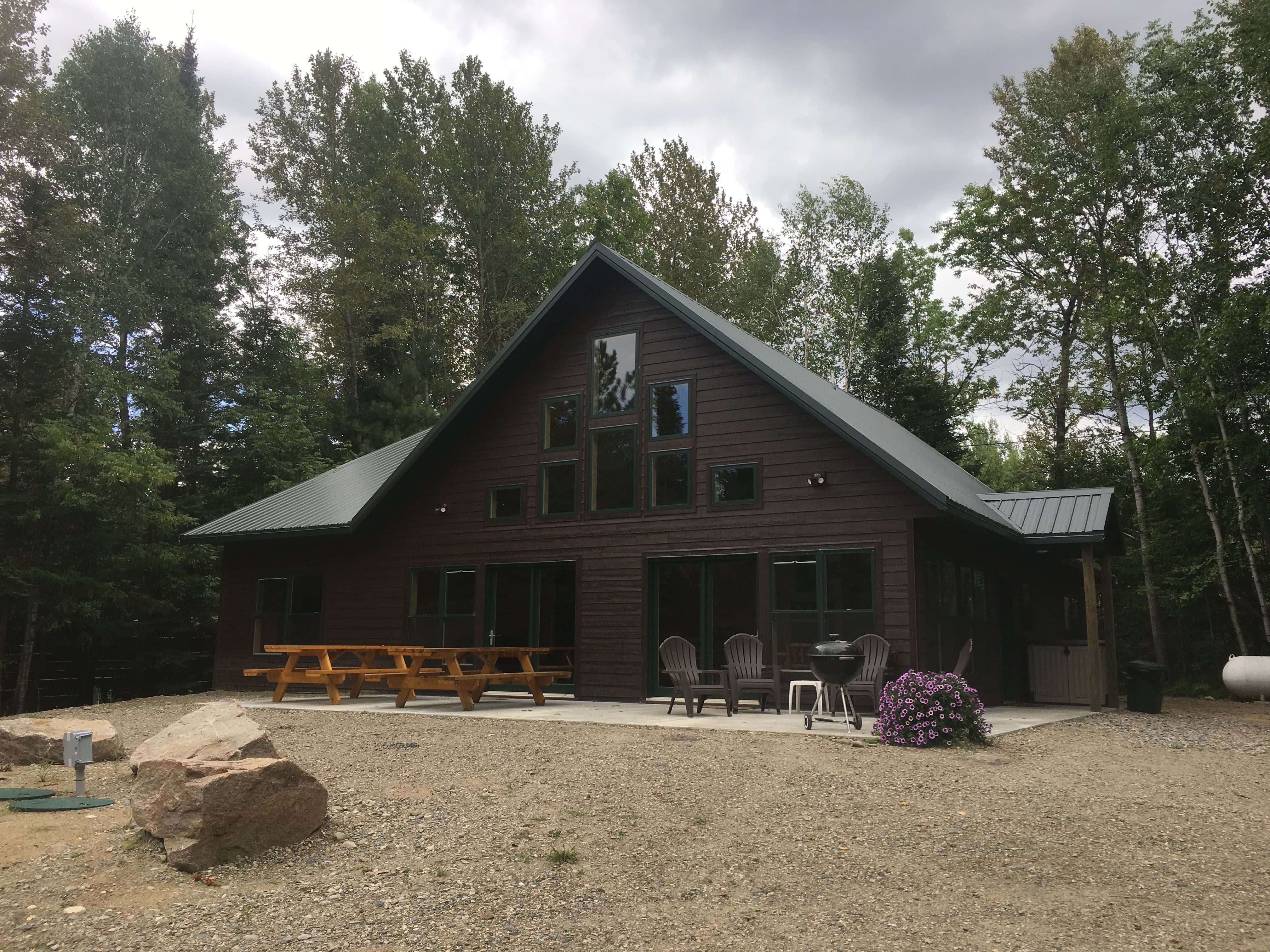 These accommodations cost 7 per night on average and have an average size of 990 ft². Otter Den on Ely MN Resort | Cabin Rentals Ely Minnesota