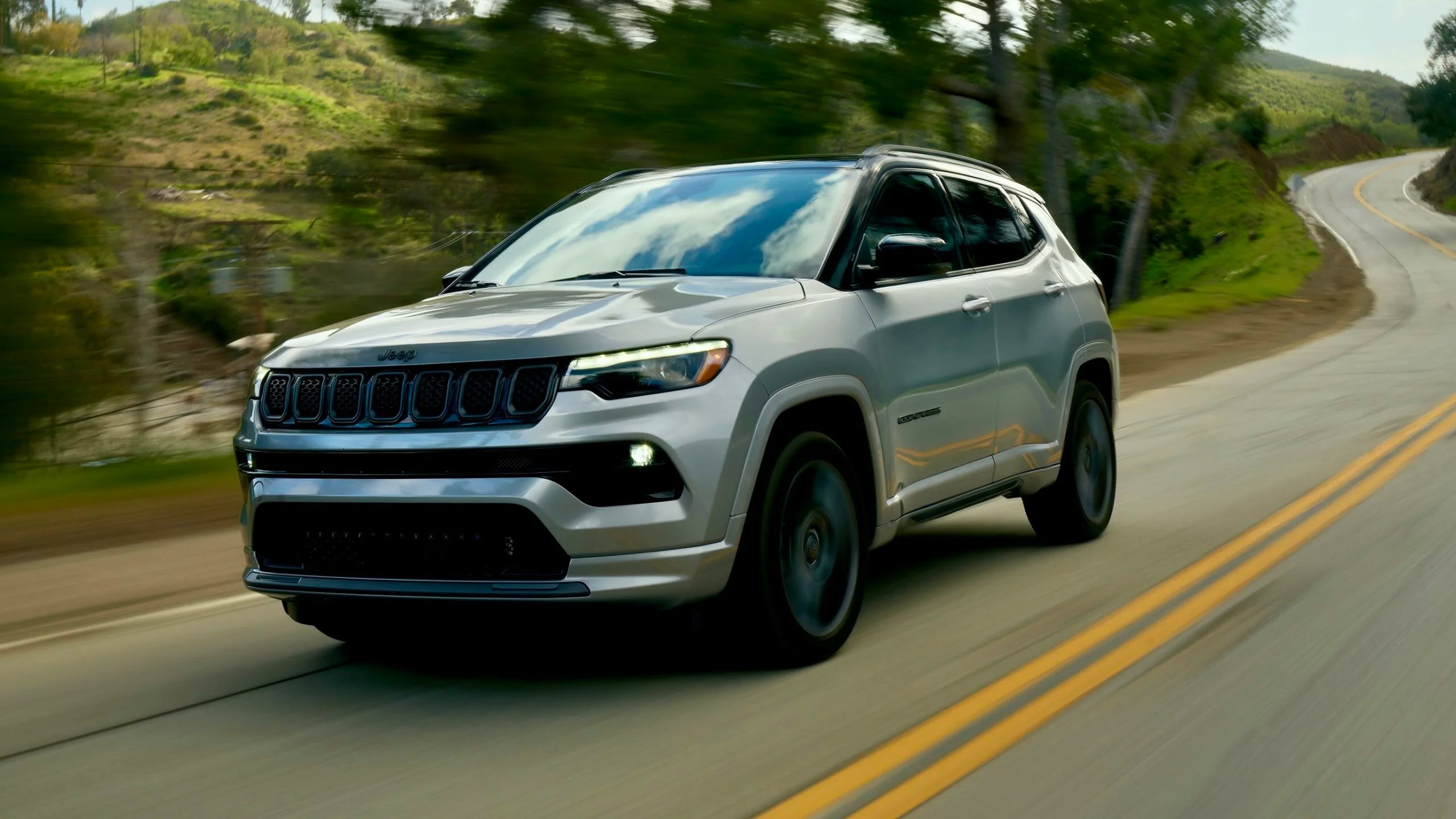 Jeep® Mexico Rolls Out Its 2023 Compass With Two New Turbo Options 