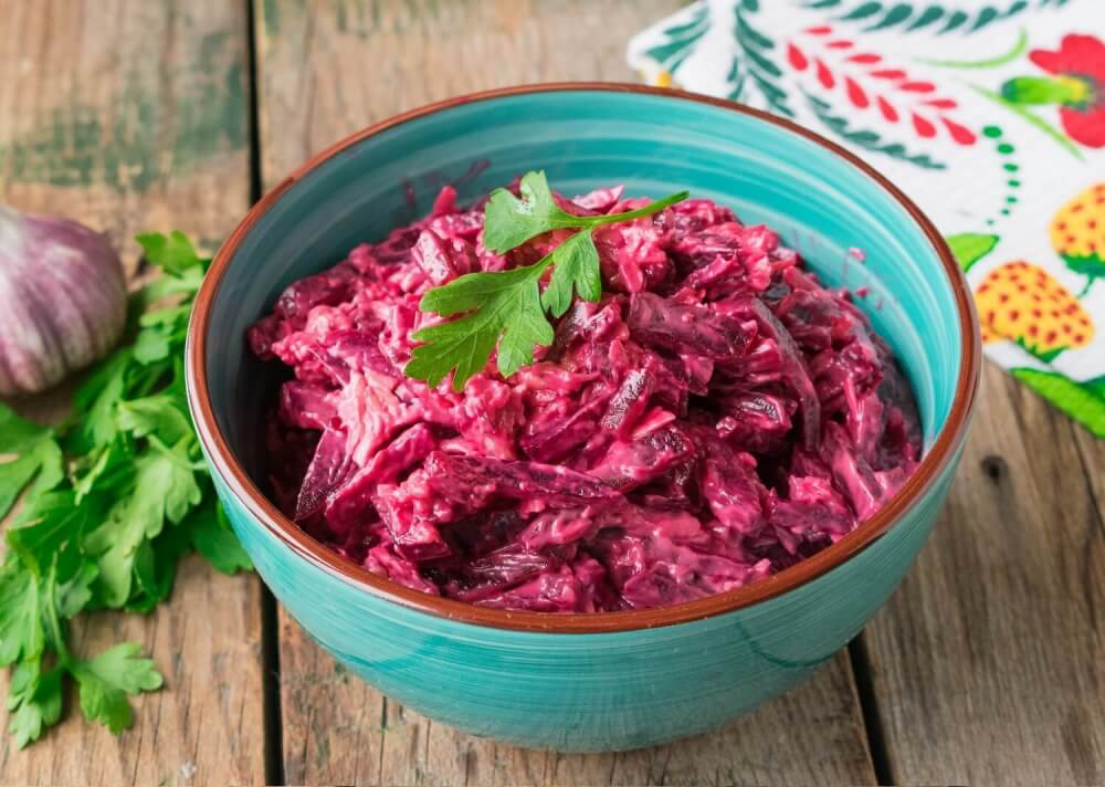 Свекла с чесноком