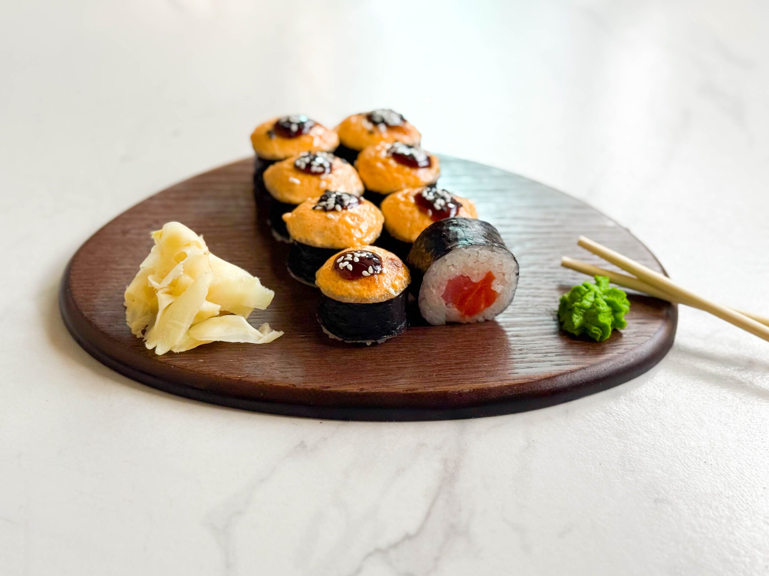 Запеченный Ролл Вулкан с тунцом и лососем 230/70