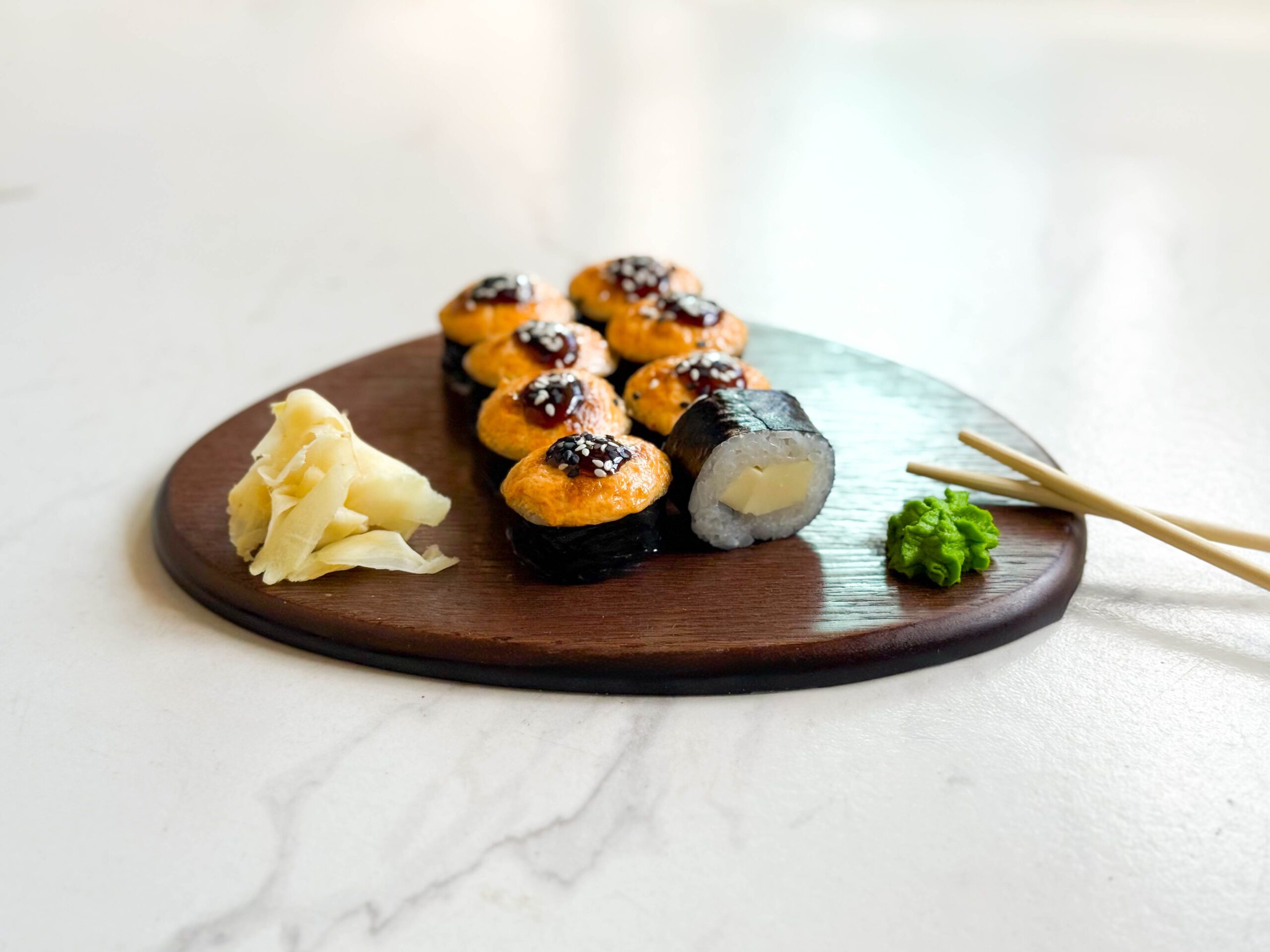 Запеченный Ролл Вулкан сырный 220/70