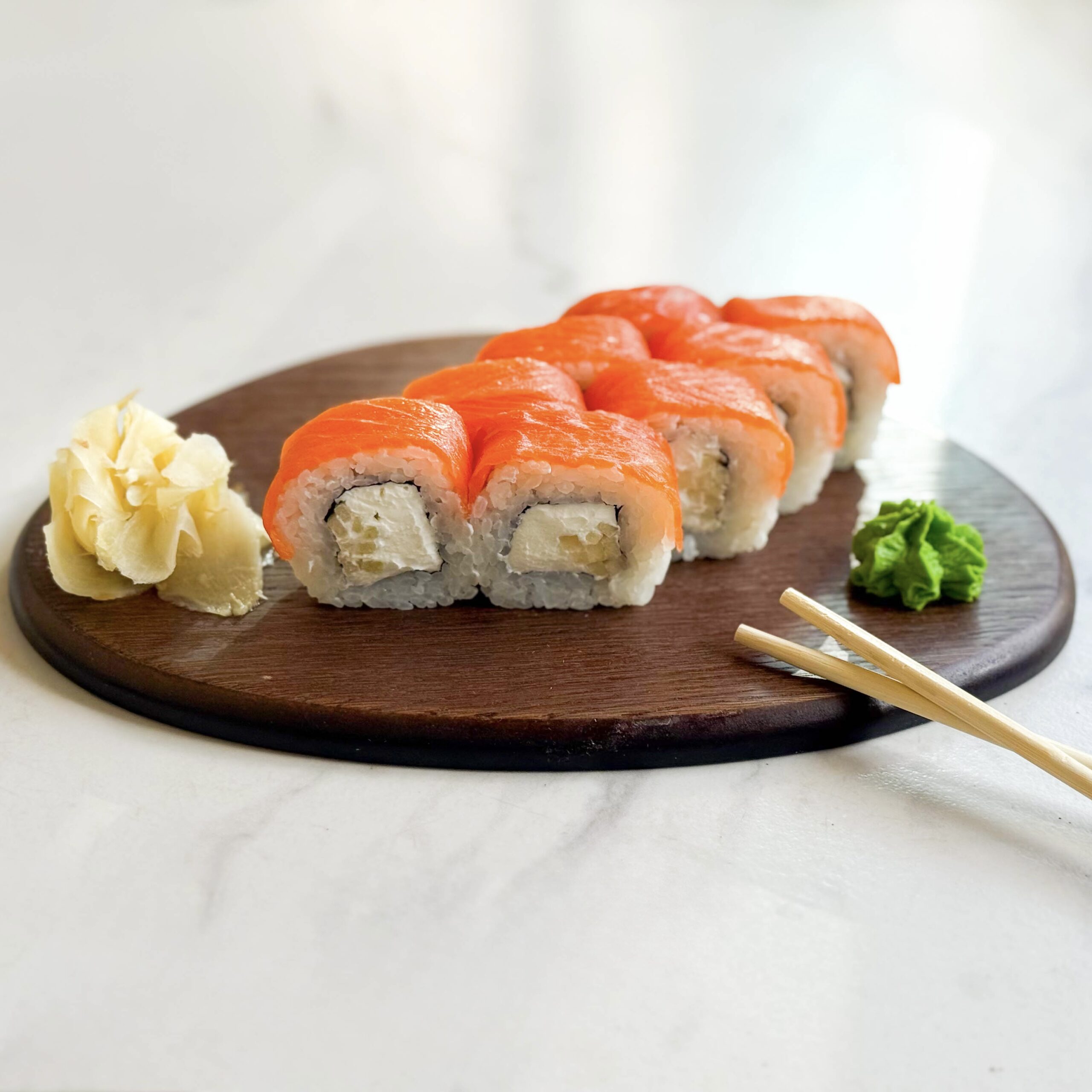 Роллы Сяке Кунсей 310/70