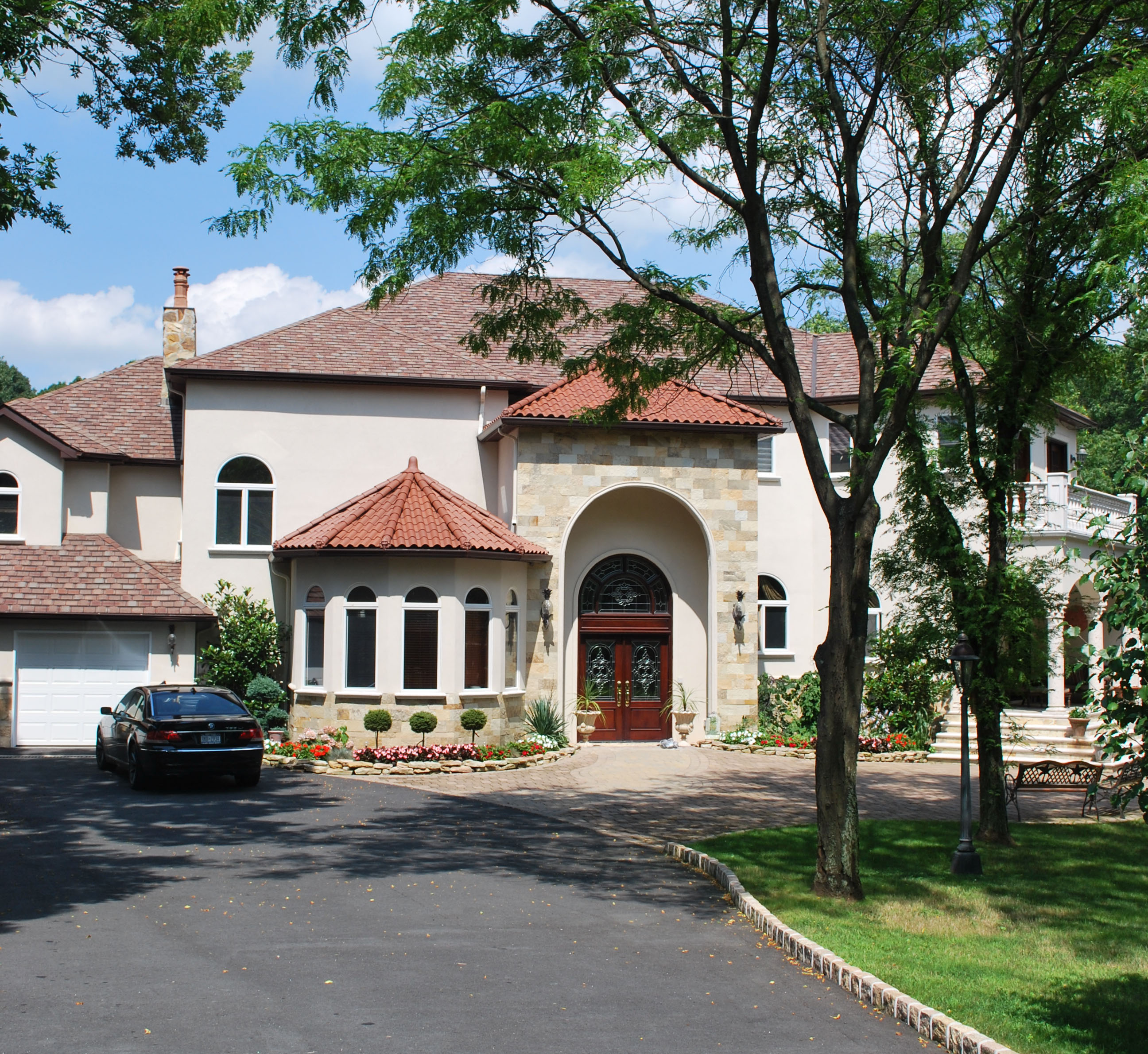 Arbutus Avenue Joseph M. Morace, A.I.A., Architect