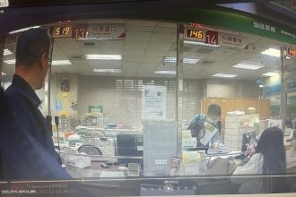 警銀機警阻詐！ 嘉義郵局驚險攔下 9千萬購機具騙局