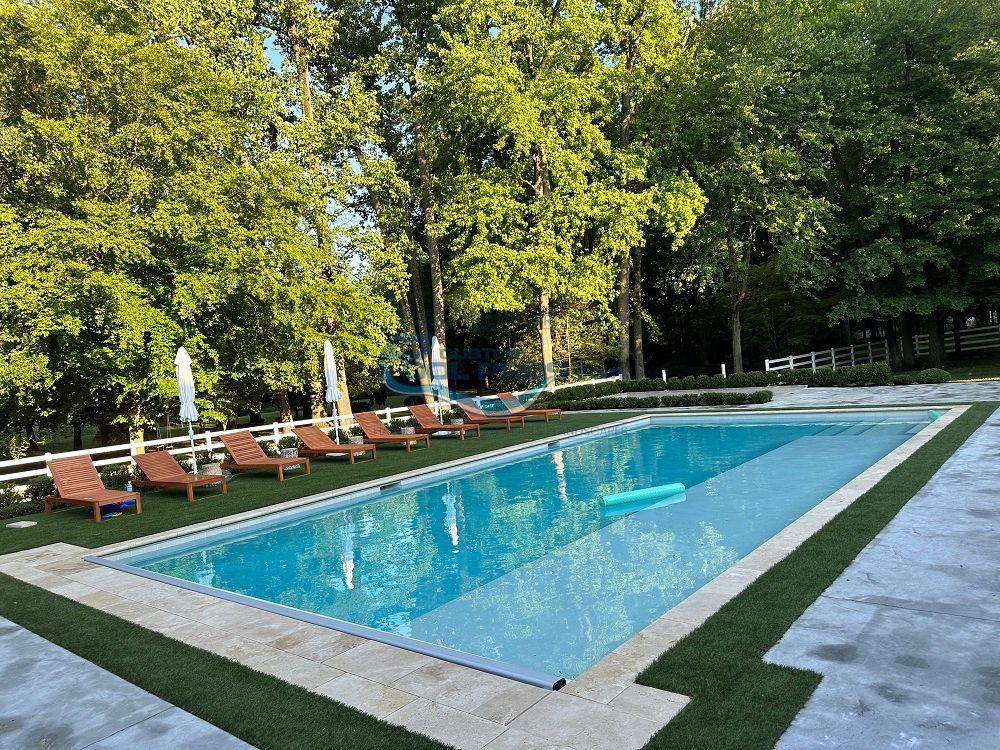 Artificial Turf around Pool