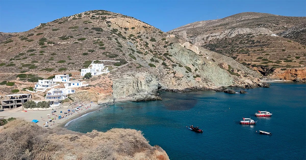 Agkali beach view.