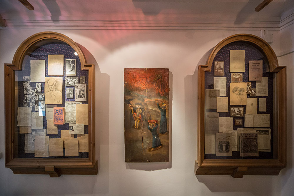 29/09/2020 · экскурсии по парадным залам особняка а.а. Virtualnaya Ekskursiya Po Domu Muzeyu S A Esenina Sobytiya Na Sajte Moskovskie Sezony