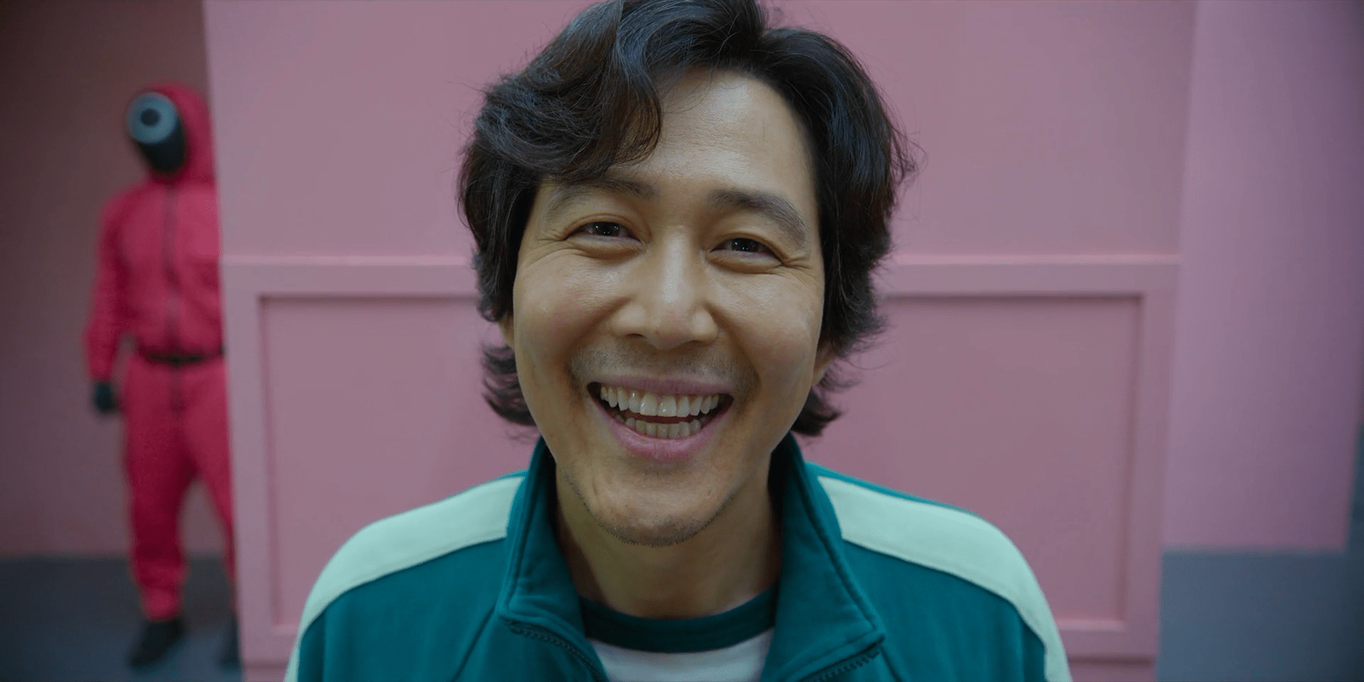 Seong Gi-Hun (Lee Jung-jae) clearly before the true nature of the games is revealed.