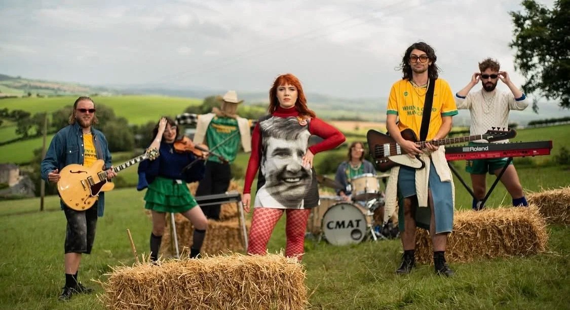 CMAT’s album “EURO-COUNTRY” combines Irish folk and American country genres.