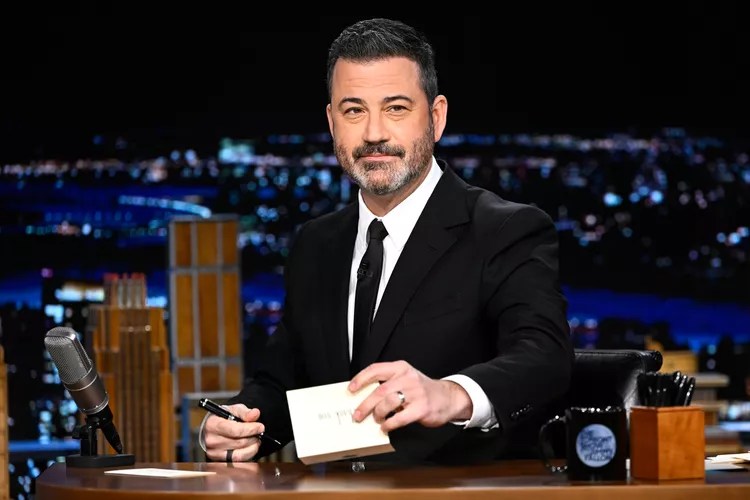 Jimmy Kimmel hosting a talk show