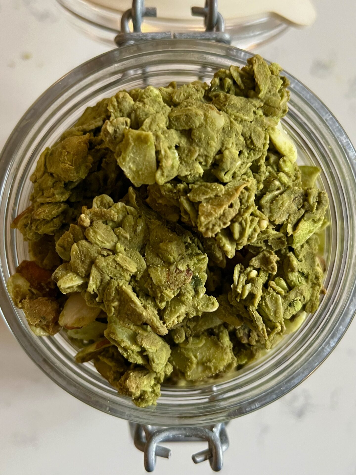 Crunchy Matcha Granola (Healthy, Flavorful & Perfect for Breakfast)