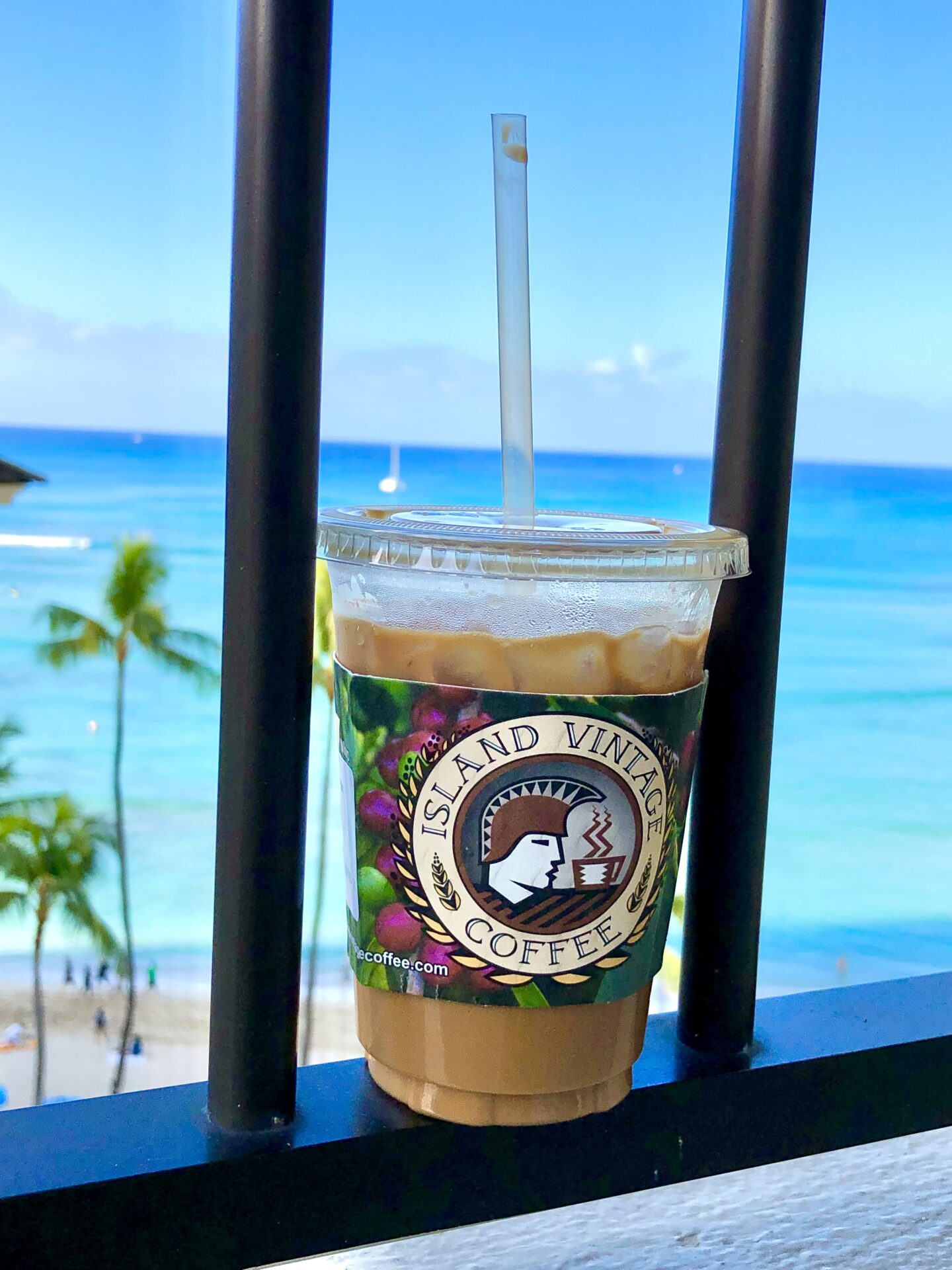 DIY Hawaiian Island Latte: Copycat Recipe From Island Vintage Coffee
