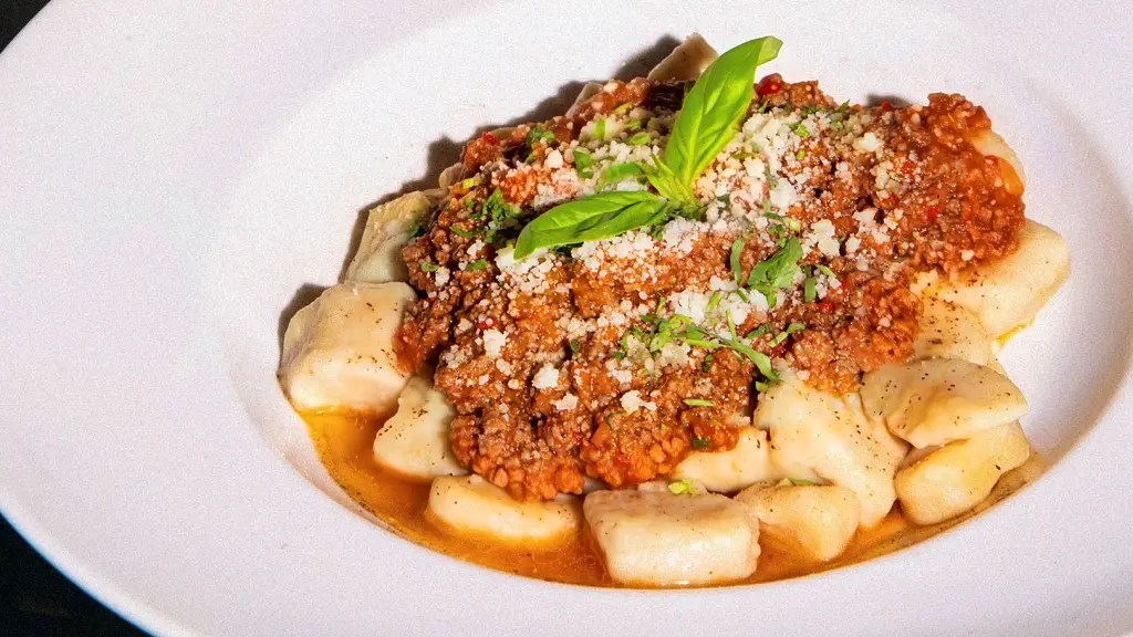 Cada 29, Santiago se convierte en escenario de un rito que mezcla superstición y placer gastronómico, como es la costumbre de comer gnocchi