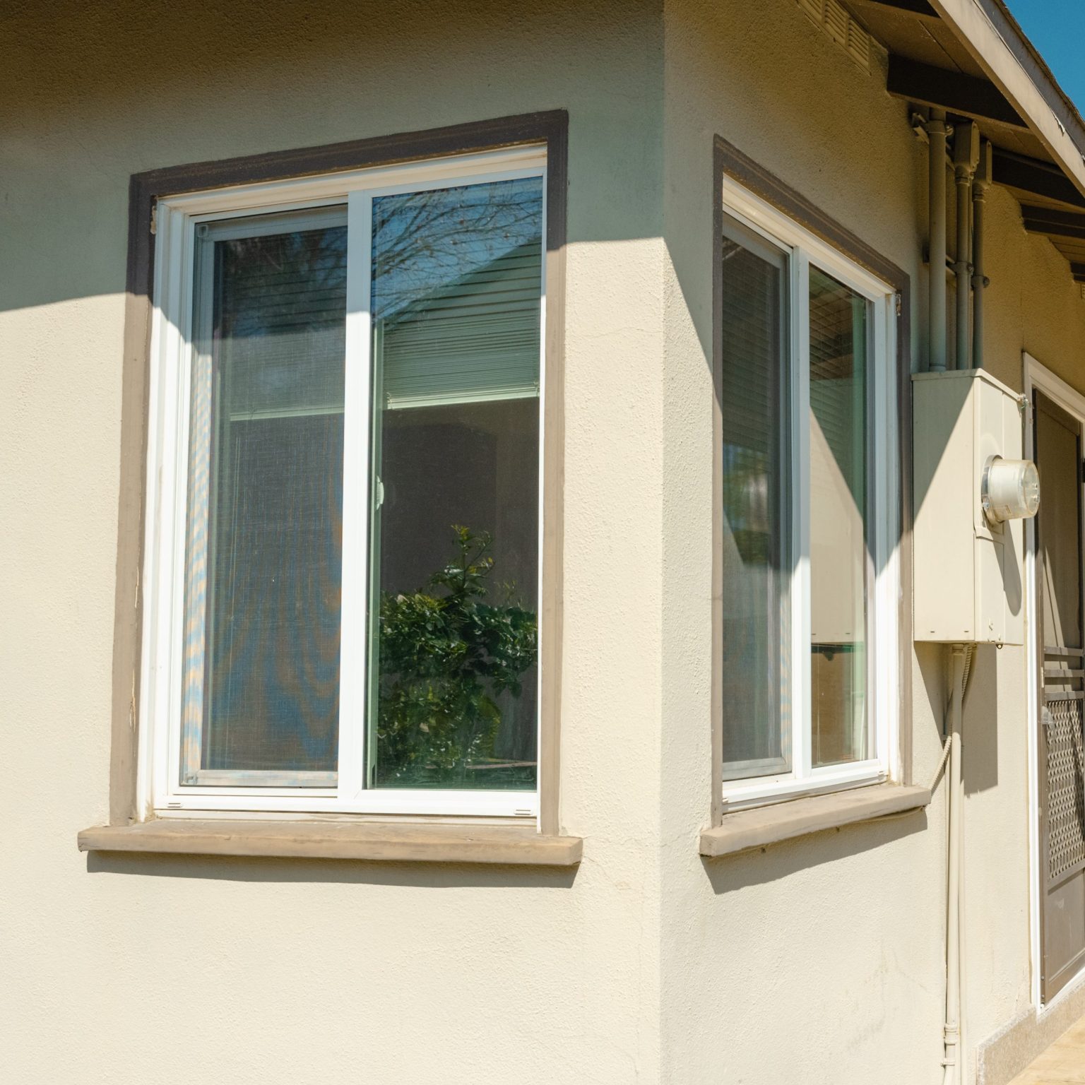 Vynil imperial windows