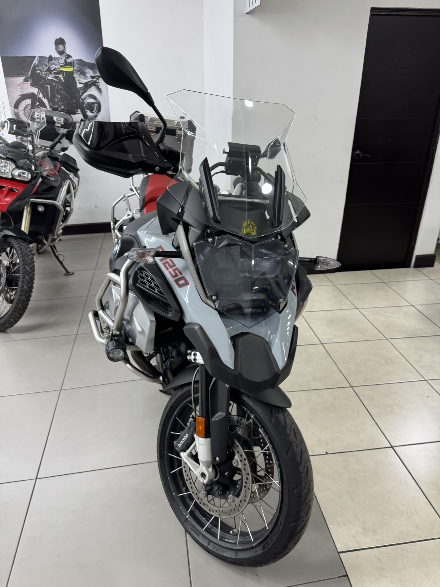 BMW R1250 GS ADVENTURE 2019 - Imagen 3