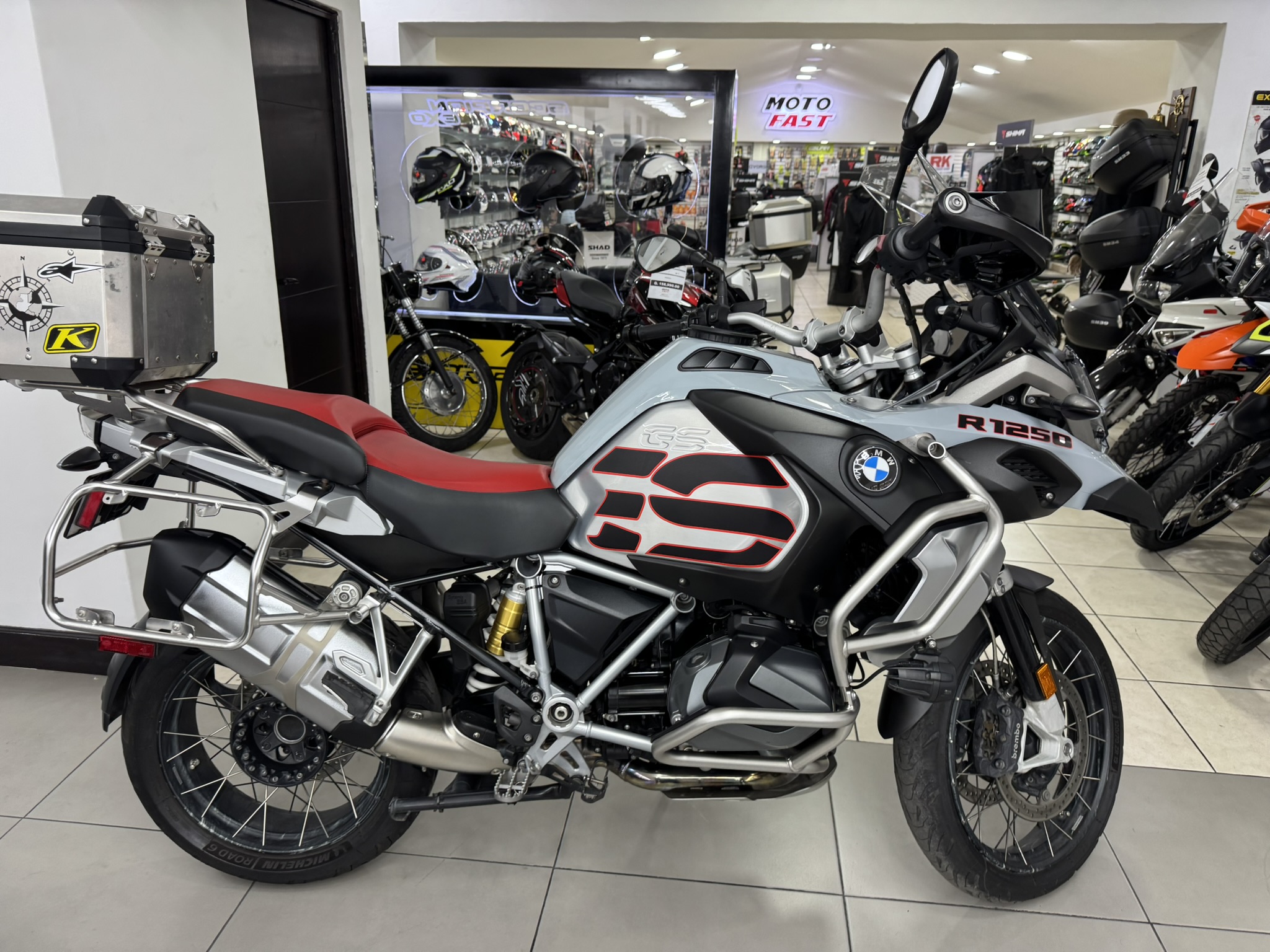 BMW R1250 GS ADVENTURE 2019 - Imagen 4