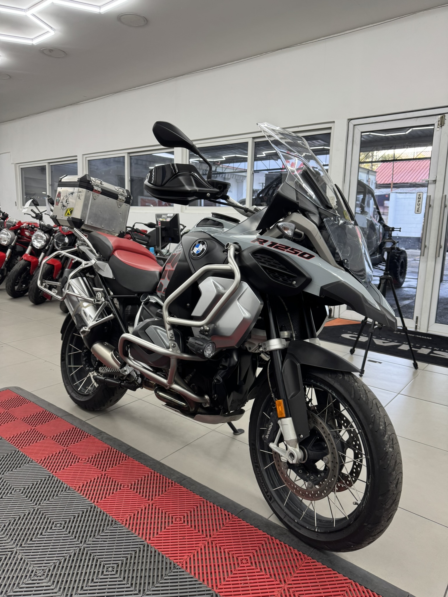 BMW R1250 GS ADVENTURE 2019 - Imagen 9