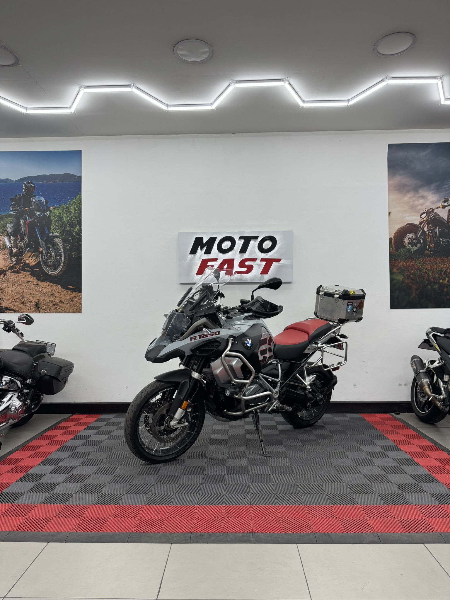 BMW R1250 GS ADVENTURE 2019 - Imagen 16