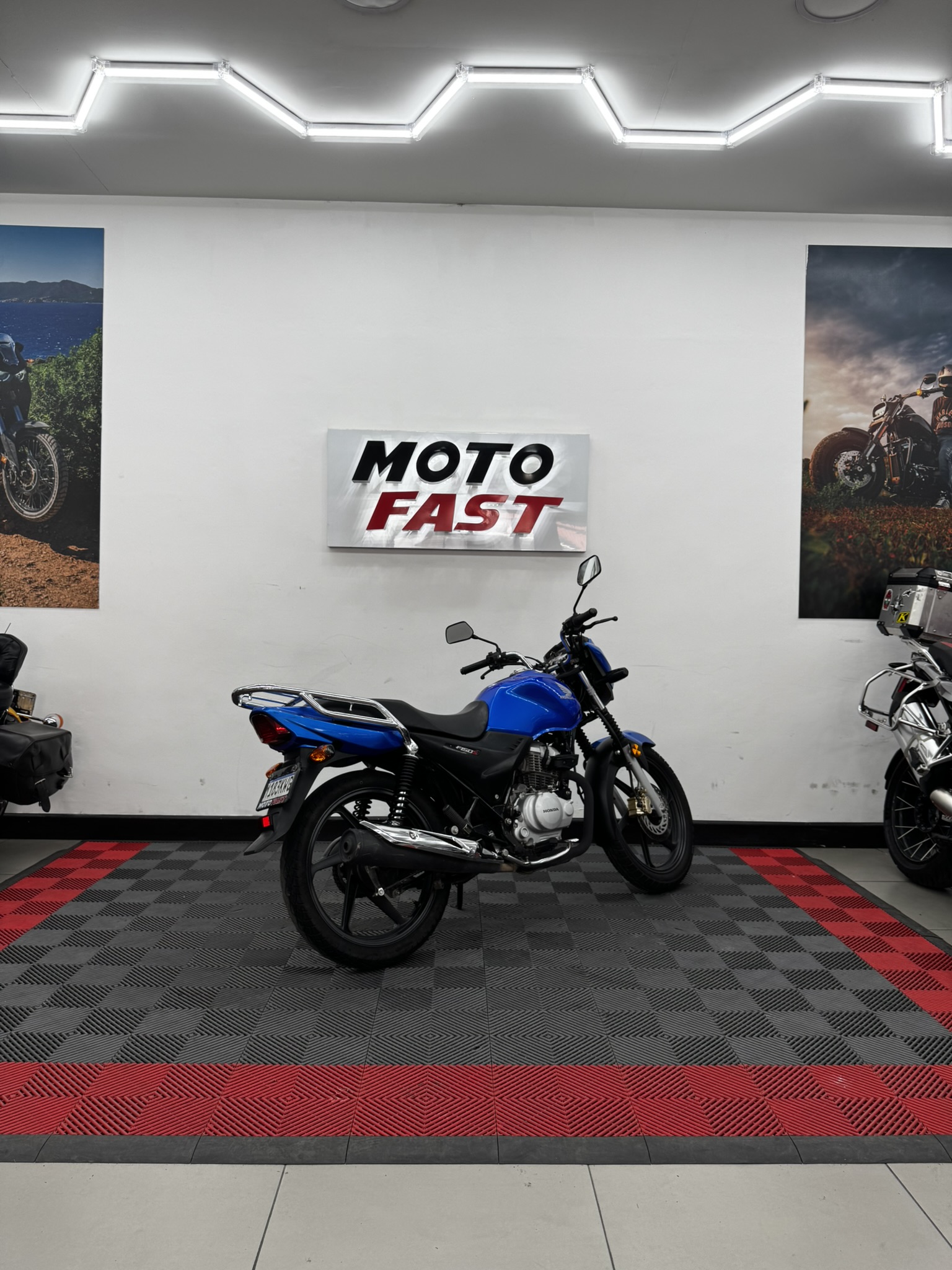 HONDA CBF150S 2024 - Imagen 8