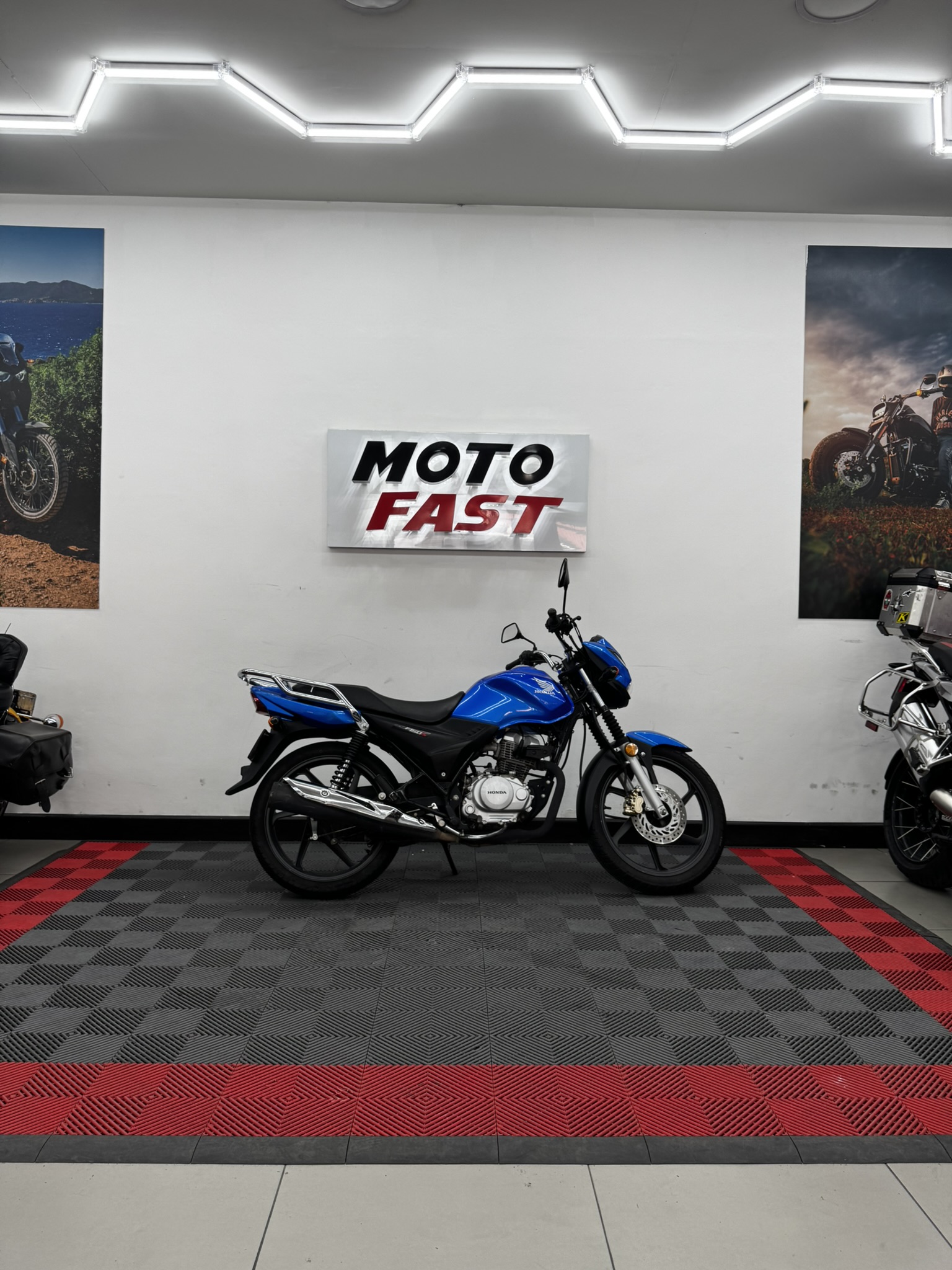 HONDA CBF150S 2024 - Imagen 9