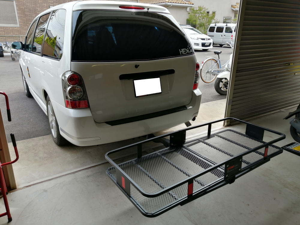 マツダ MPV (LW3W) にヒッチメンバーの取り付け | ギガテックス マツダ MPV (LW3W) にヒッチメンバーの取り付け | ギガテックス