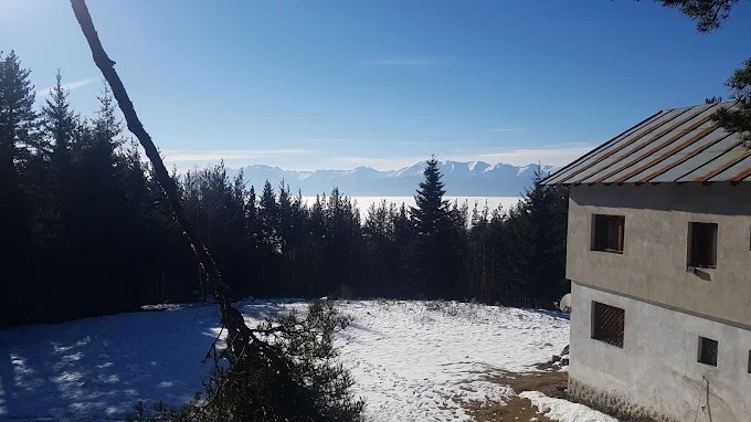Dobarsko hut