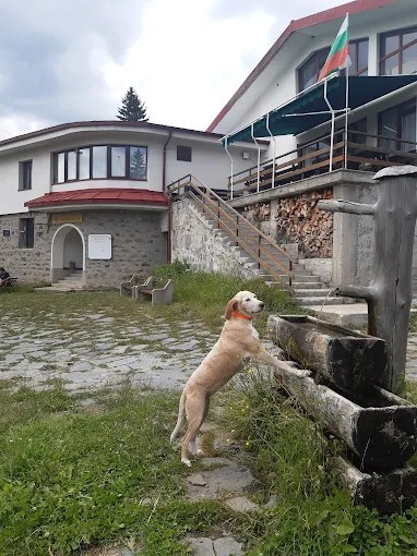 хижа Смолянски езера