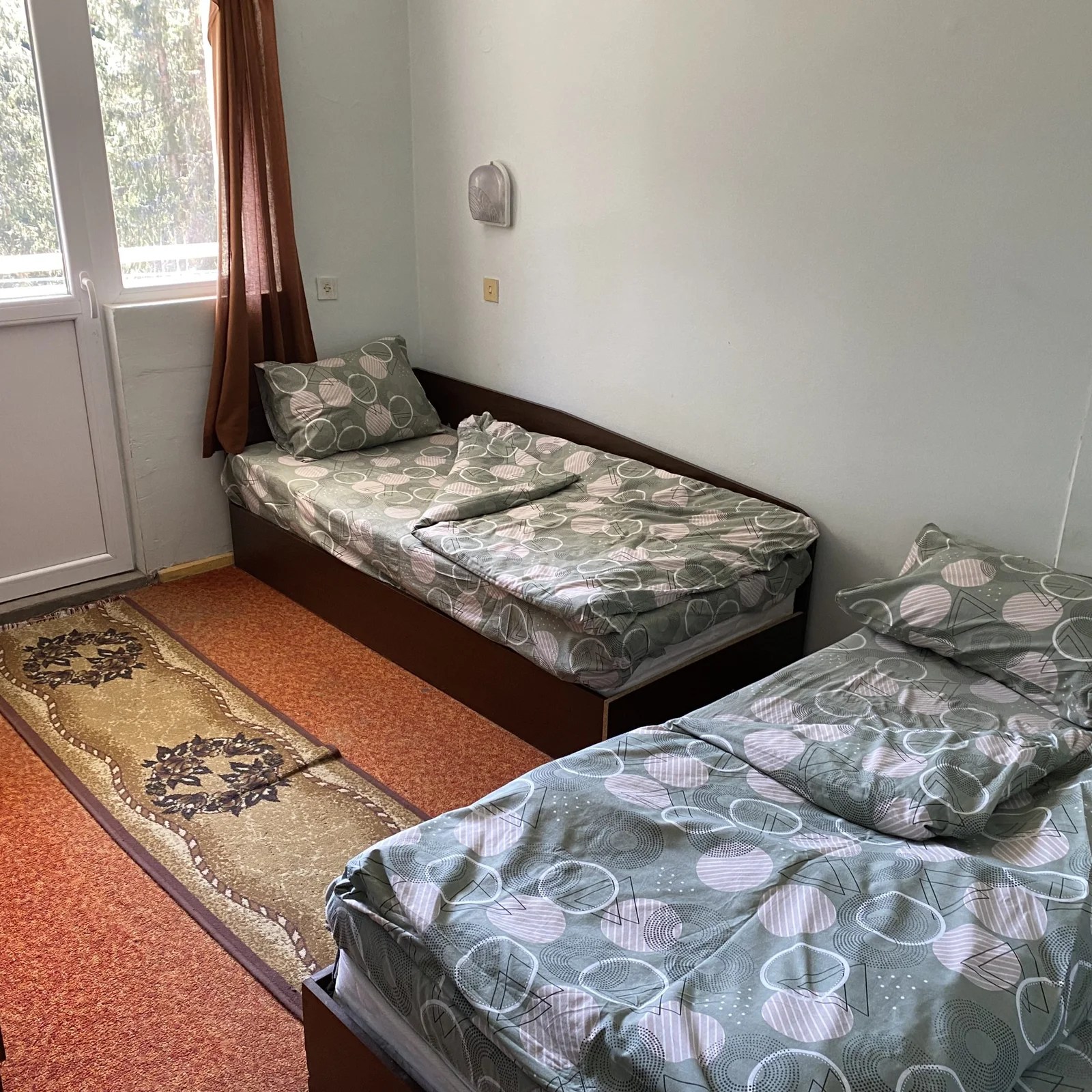 Стаи в хижа Скалните мостове